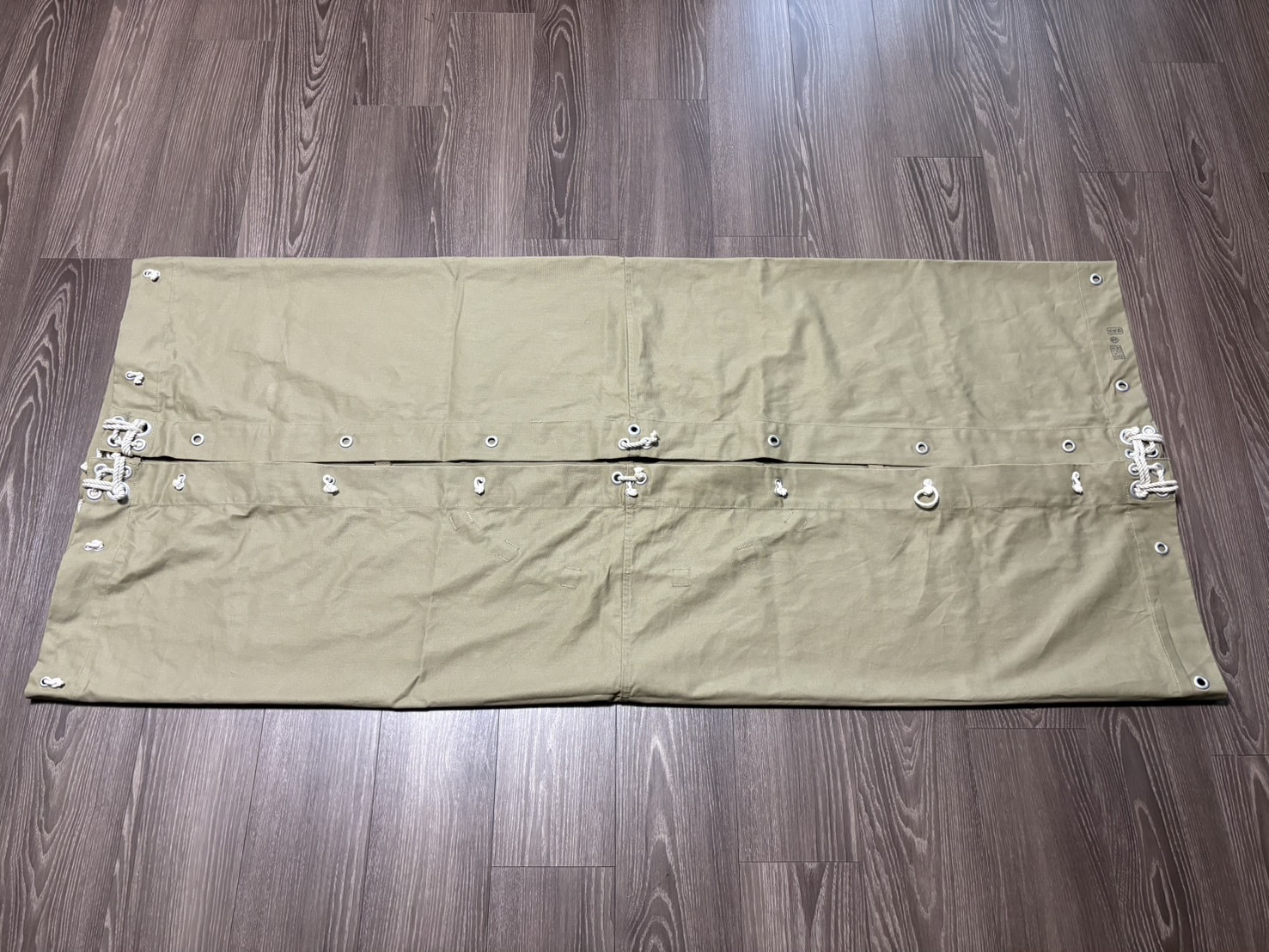 携帯天幕の畳み方