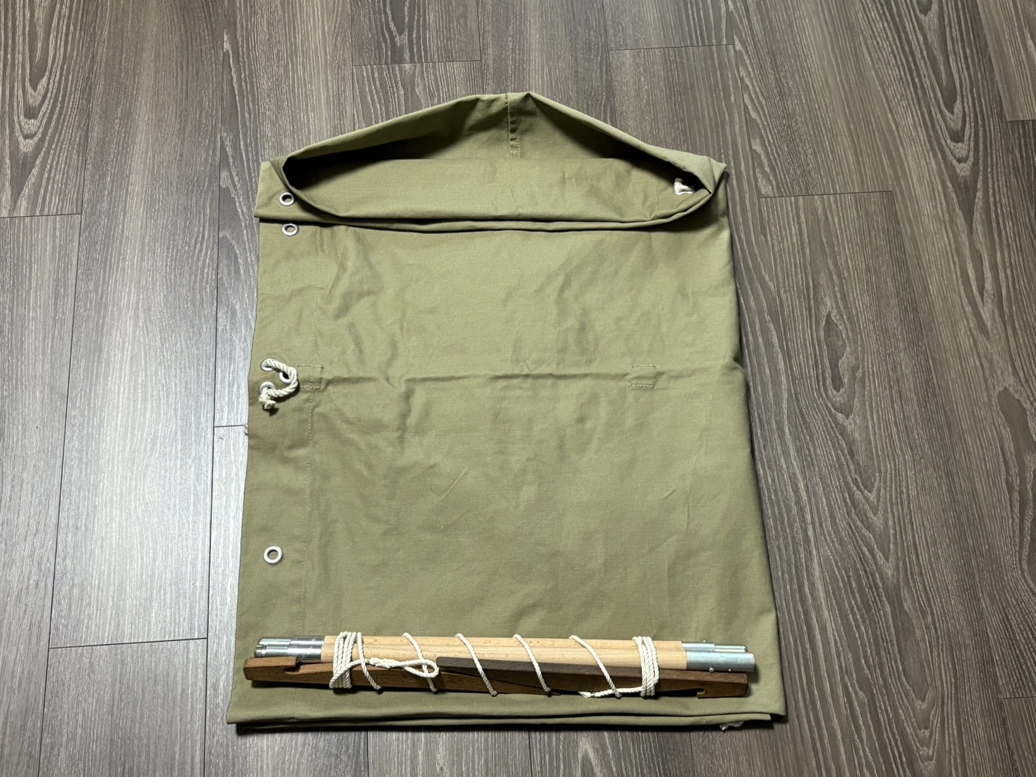 携帯天幕の畳み方